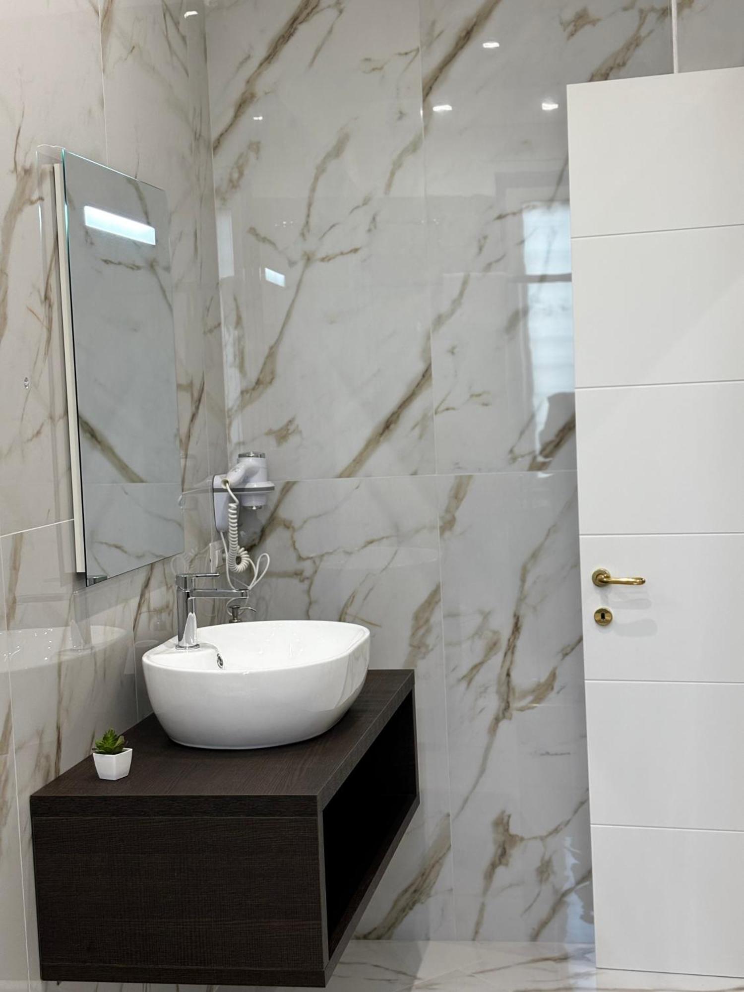 A Casa Di Nina Modern House Apartment ปอมเปอี ภายนอก รูปภาพ