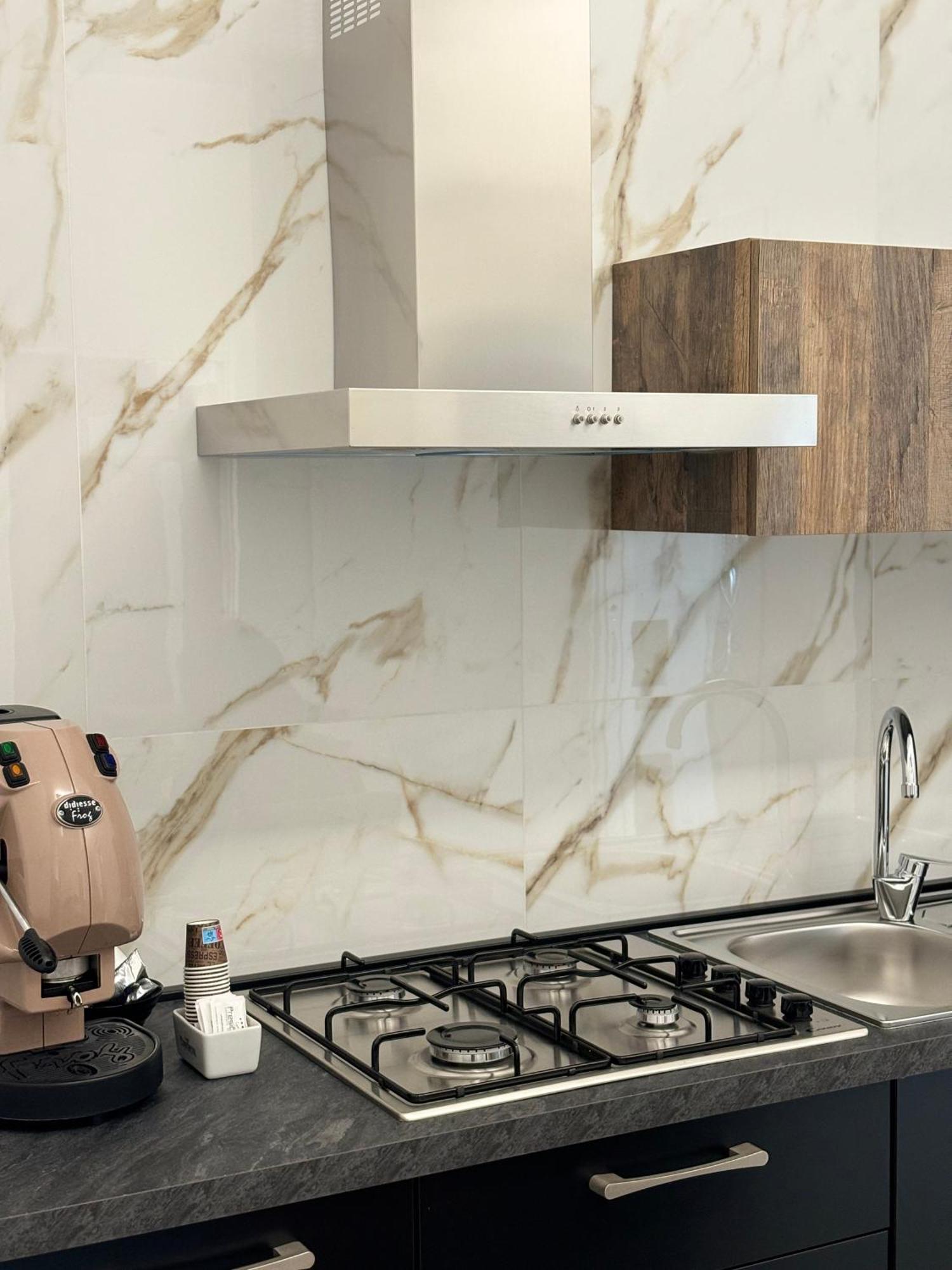 A Casa Di Nina Modern House Apartment ปอมเปอี ภายนอก รูปภาพ
